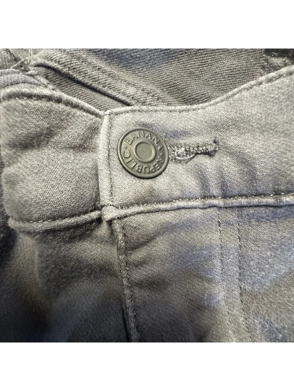Banana Republic Pants Mens 40x32 Charcoal Gray Faded Straight Leg Casual Chino⁠